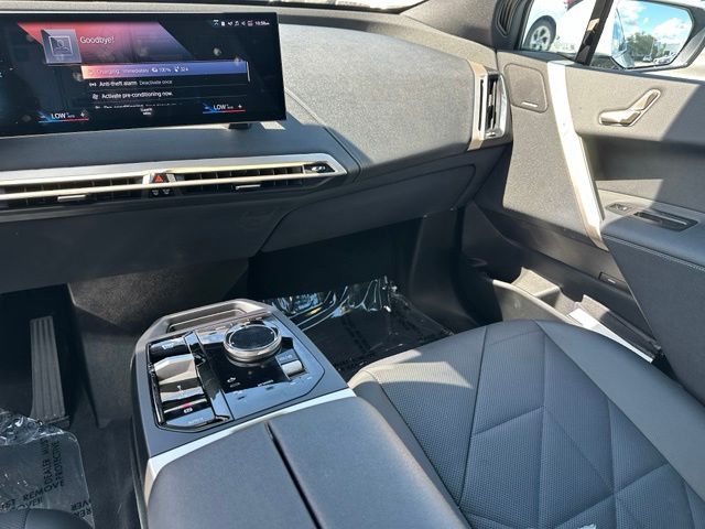 2023 BMW iX xDrive50 SUV
