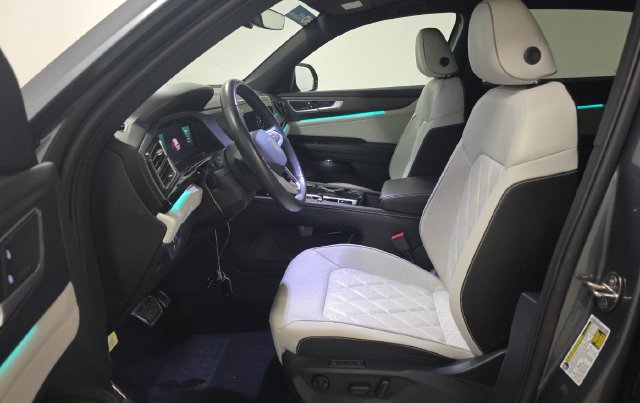 2025 Volkswagen Atlas Cross Sport 2.0T SEL Premium R-Line SUV