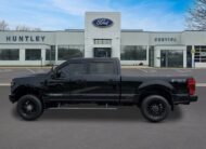 2022 Ford F-350 Lariat Truck Crew Cab