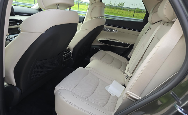 2026 Genesis GV70 2.5T SUV