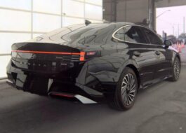 2025 Hyundai Sonata Hybrid Limited Sedan