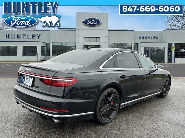 2021 Audi S8 4.0T Sedan