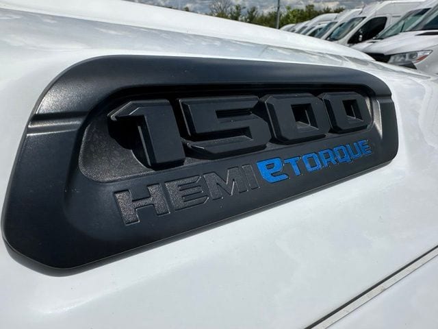 2024 Ram 1500 Big Horn/Lone Star Truck Crew Cab