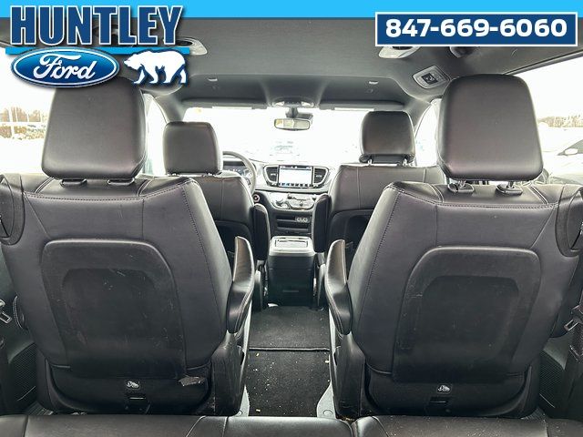 2024 Chrysler Pacifica Plug-In Hybrid Select Van Passenger Van
