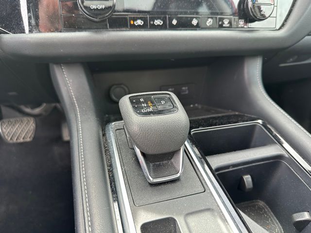 2023 Nissan Pathfinder SL SUV