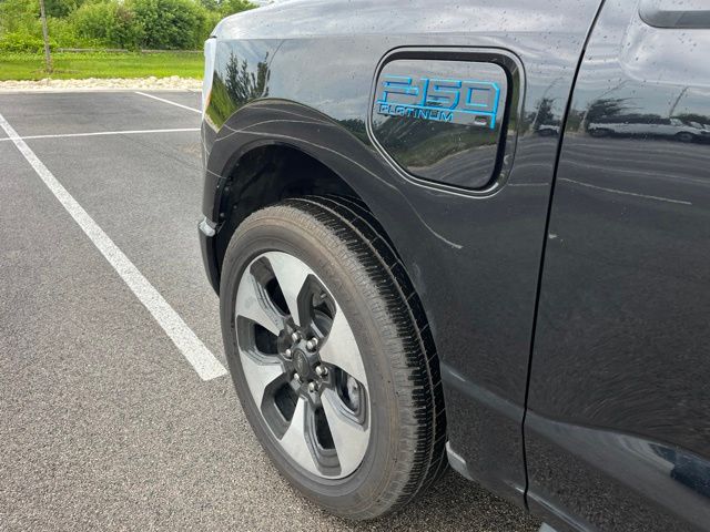 2024 Ford F-150 Lightning Platinum Truck SuperCrew Cab