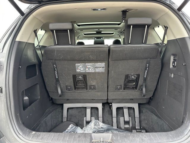 2025 Kia Carnival SX Van Passenger Van