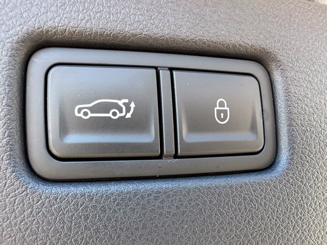2025 Genesis GV60 Advanced SUV