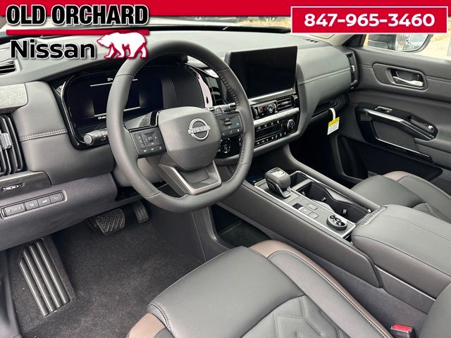 2026 Nissan Pathfinder Platinum SUV