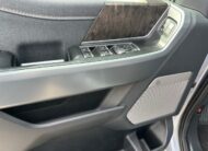 2022 Ford F-150 Lightning Lariat Truck SuperCrew Cab