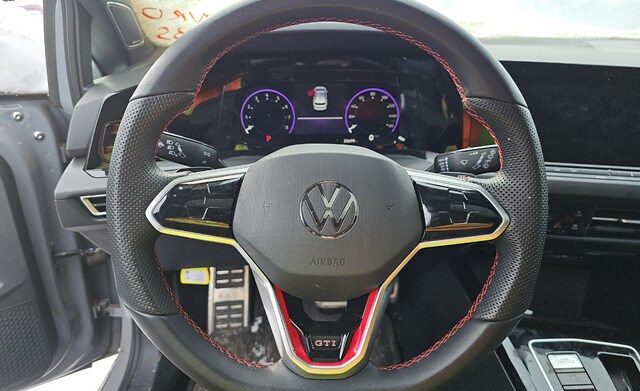 2023 Volkswagen Golf GTI 2.0T SE Hatchback