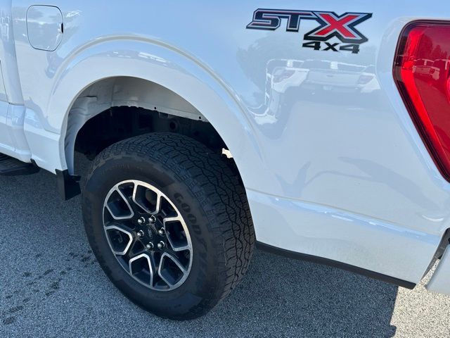 2023 Ford F-150 XL Truck SuperCrew Cab