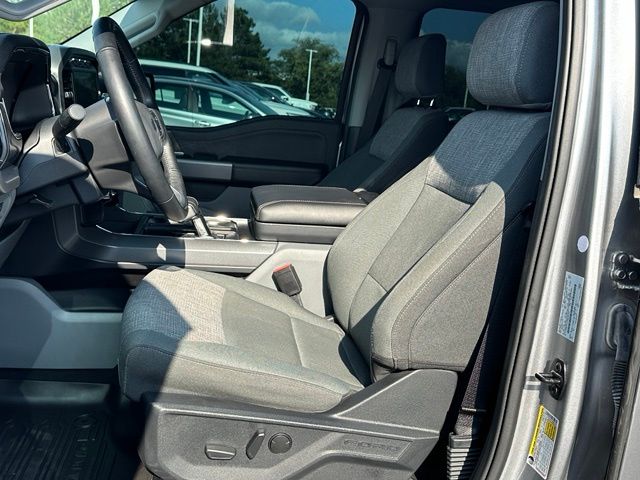 2023 Ford F-150 Lightning XLT Truck SuperCrew Cab