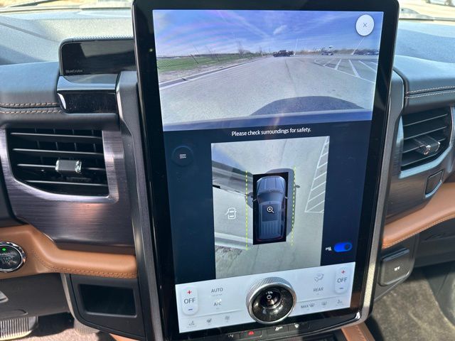 2022 Ford Expedition Max Platinum SUV