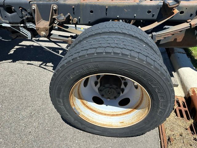 2022 Ford F-450 Chassis XL Truck Crew Cab