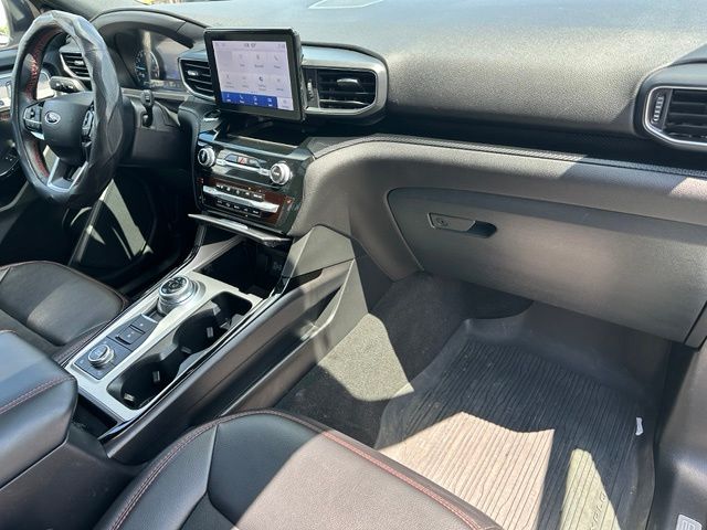 2023 Ford Explorer ST-Line SUV