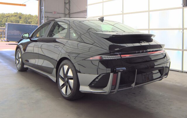 2024 Hyundai IONIQ 6 SE Sedan