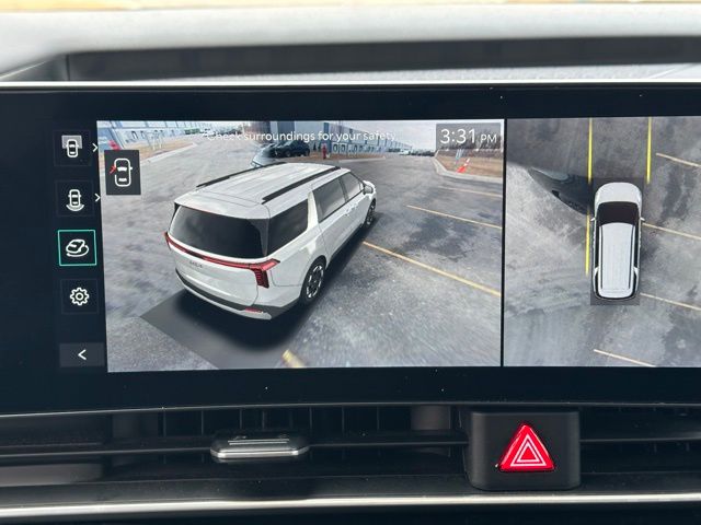 2025 Kia Carnival SX Van Passenger Van