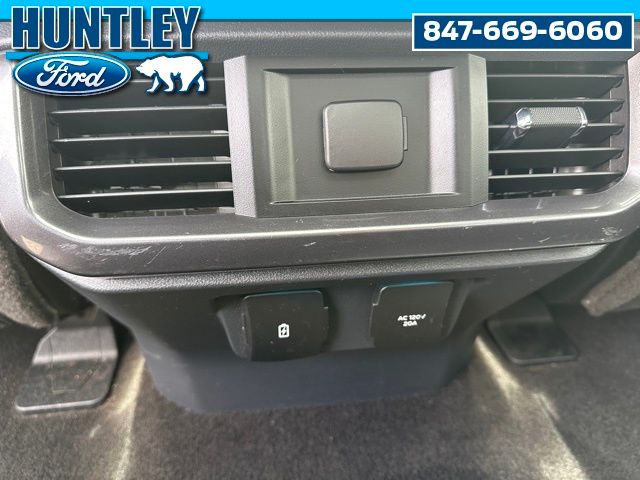 2023 Ford F-150 XLT Truck SuperCrew Cab