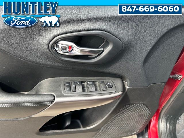 2019 Jeep Cherokee Latitude SUV