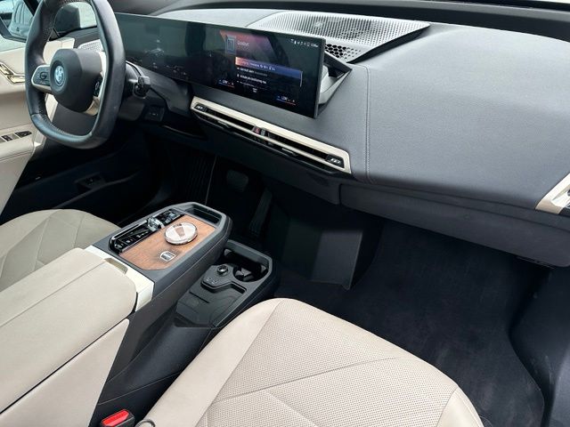 2023 BMW iX M60 SUV
