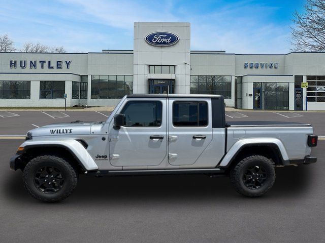 2022 Jeep Gladiator Willys Truck Crew Cab