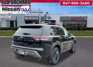 2026 Nissan Pathfinder SL SUV