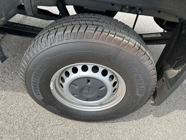 2024 Mercedes-Benz Sprinter 2500 Cargo 170 WB Van