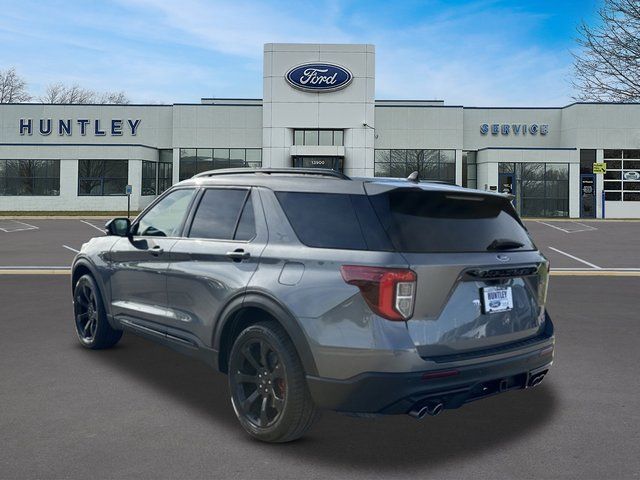 2022 Ford Explorer ST SUV
