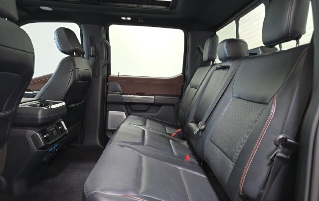 2023 Ford F-150 Lariat Truck SuperCrew Cab