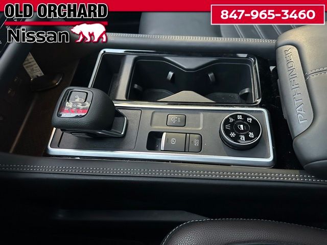 2024 Nissan Pathfinder Platinum SUV