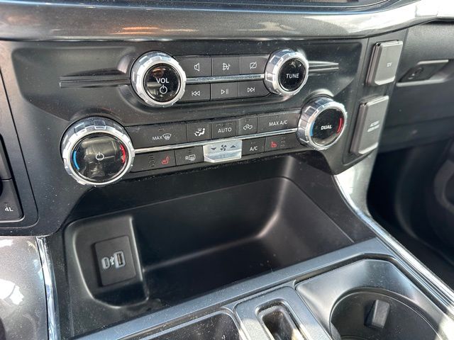 2023 Ford F-150 XLT Truck SuperCrew Cab