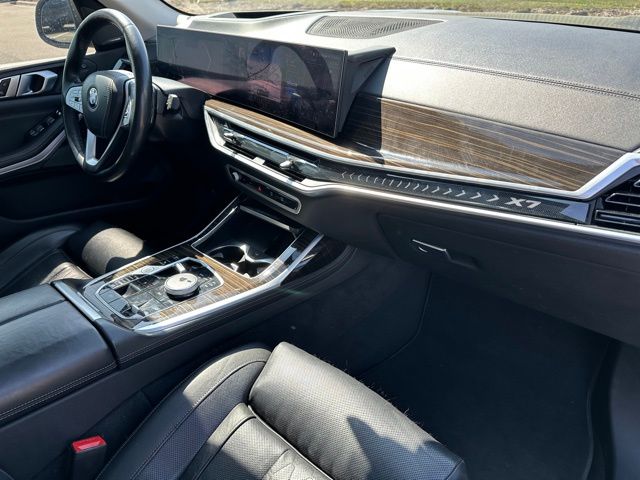 2023 BMW X7 xDrive40i SUV