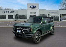 2023 Ford Bronco Outer Banks SUV