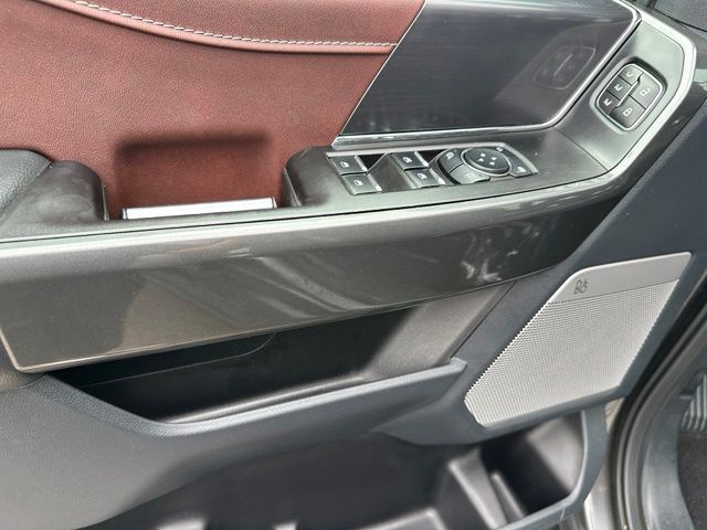 2023 Ford F-150 Lariat Truck SuperCrew Cab