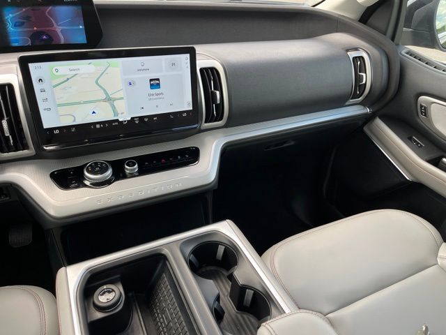 2025 Ford Expedition Active SUV