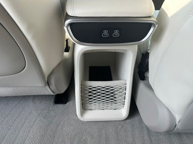2025 Genesis GV60 Advanced SUV