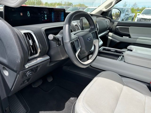 2025 Ford Expedition Platinum SUV