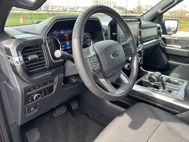2023 Ford F-150 XLT Truck SuperCrew Cab