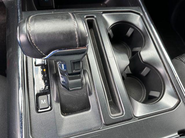 2022 Ford F-150 XLT Truck SuperCrew Cab
