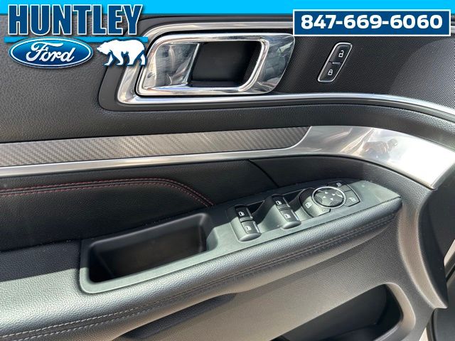2016 Ford Explorer Sport SUV