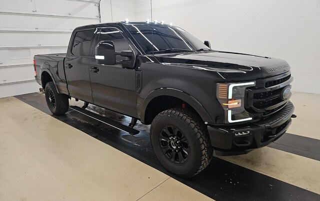 2022 Ford F-250 Lariat Truck Crew Cab