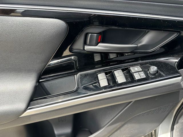 2024 Toyota bZ4X XLE SUV