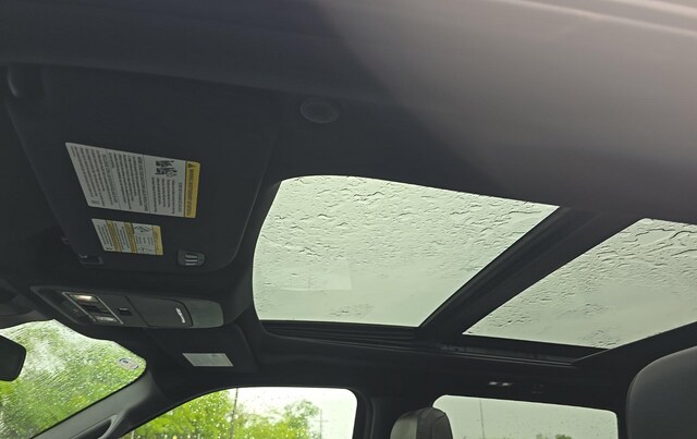 2023 Ford F-150 Lariat Truck SuperCrew Cab