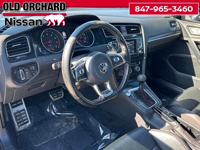 2015 Volkswagen Golf GTI 2.0T SE Hatchback
