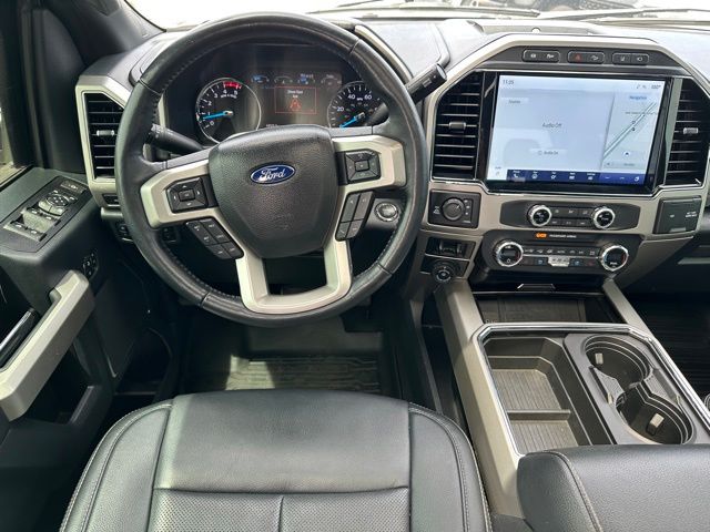 2022 Ford F-350 Lariat Truck Crew Cab