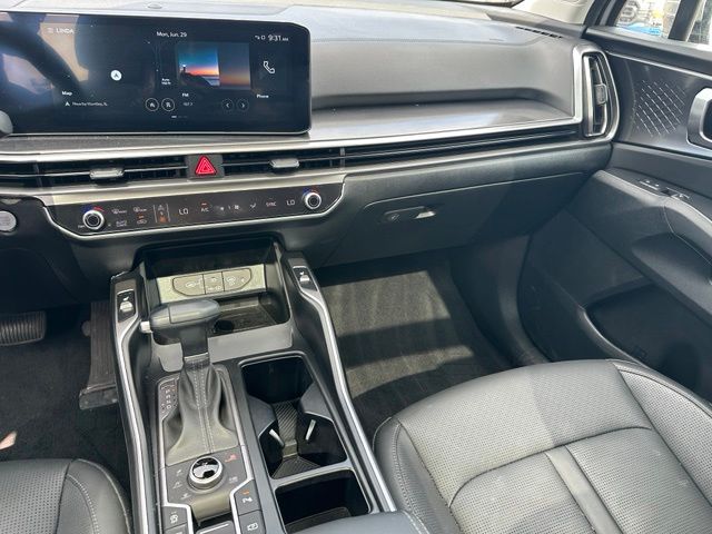 2025 Kia Sorento S SUV