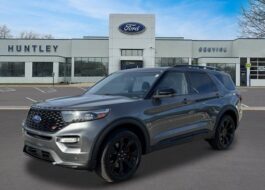 2022 Ford Explorer ST SUV
