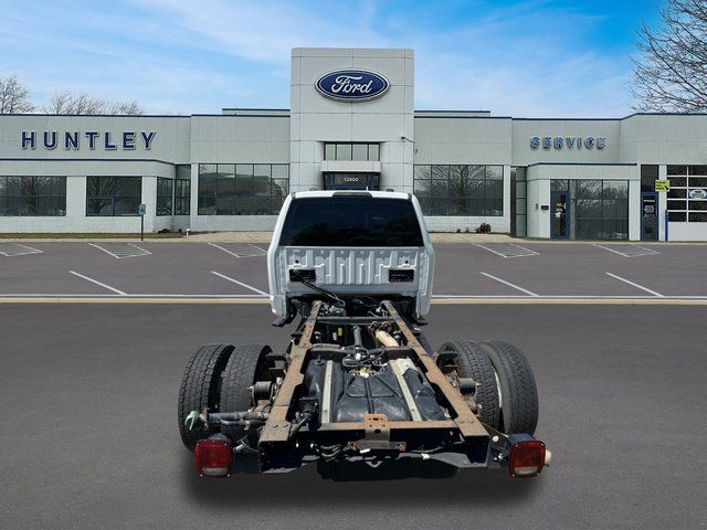 2022 Ford F-450 Chassis XL Truck Crew Cab