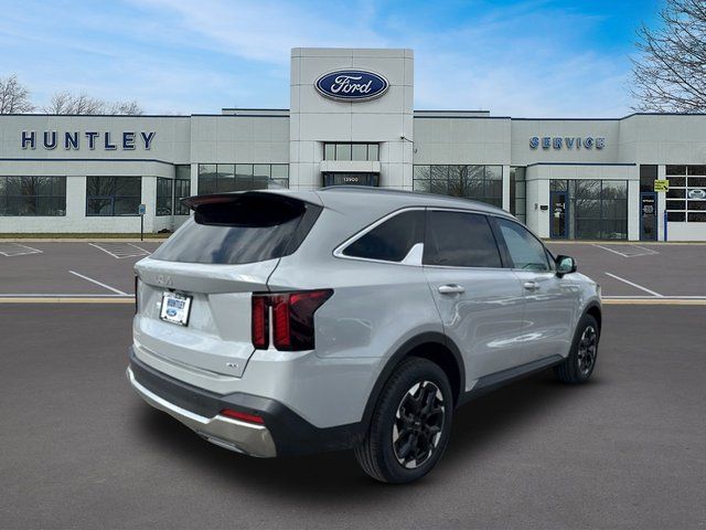 2025 Kia Sorento S SUV